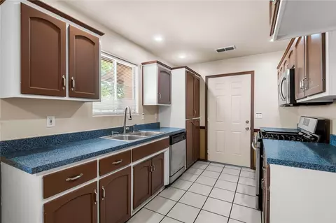 2445 E Ames Ave, Kingman, AZ 86409 photo 6