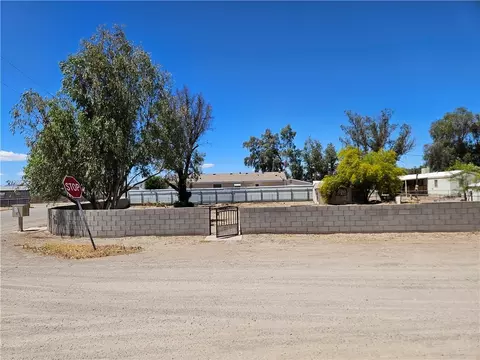 10079 S Gwen St, Mohave Valley, AZ 86440