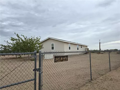 3689 N Avra Rd, Golden Valley, AZ 86413