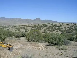 19531 E Wagon Master Dr, Wikieup, AZ 85360 photo 3