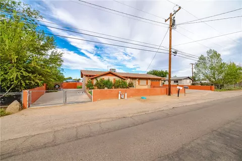 Exterior - 3755 E Diagonal Way, Kingman, AZ 86409 photo 7 of 19