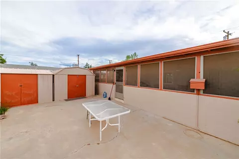 Exterior - 3755 E Diagonal Way, Kingman, AZ 86409 photo 18 of 19