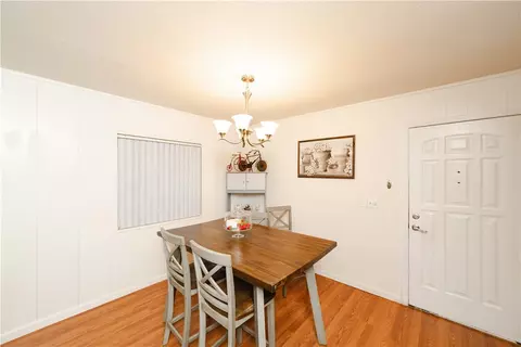 Dining - 3755 E Diagonal Way, Kingman, AZ 86409 photo 2 of 3