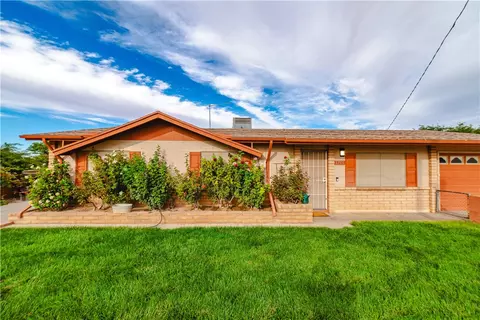 Exterior - 3755 E Diagonal Way, Kingman, AZ 86409 photo 1 of 19