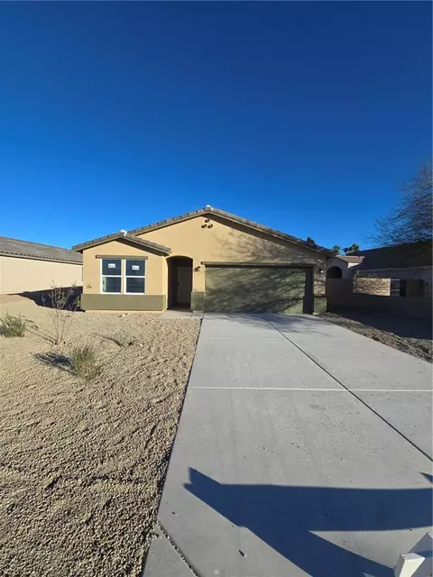 5770 S Wishing Well Dr, Fort Mohave, AZ 86426