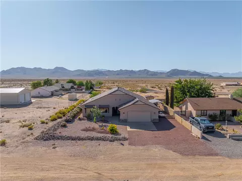 10033 N Concho Dr, Kingman, AZ 86401