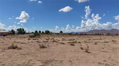 7751 E Chaparral Dr, Kingman, AZ 86401 photo 4