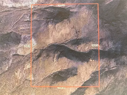 006 Mesa Verde Dr, Golden Valley, AZ 86413