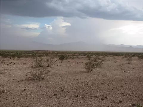 600 S Of Vega Rd, Topock, AZ 86436