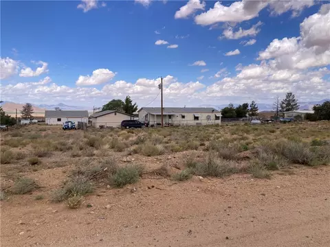 9229 N Bridlebit Ave, Kingman, AZ 86401