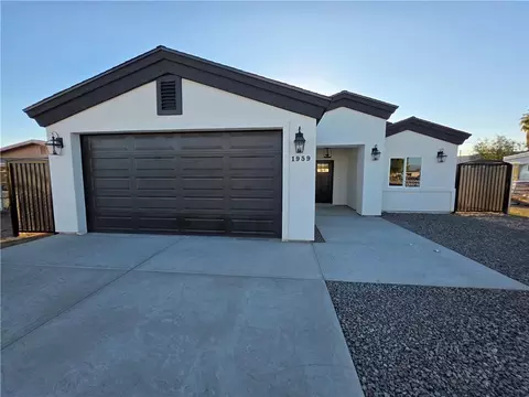 1959 Rio Grande Rd, Bullhead City, AZ 86442