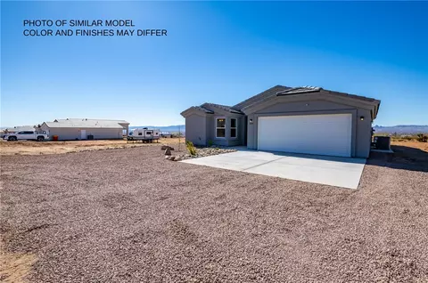 3440 N Bowie Rd, Golden Valley, AZ 86413