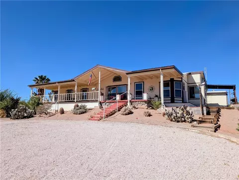 875 E Kanab Ln, Meadview, AZ 86444 photo 2