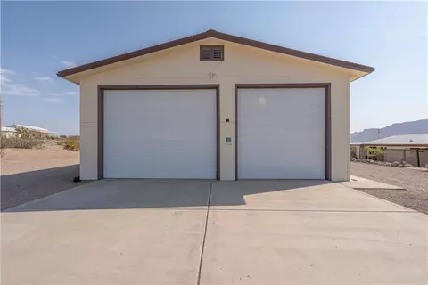 875 E Kanab Ln, Meadview, AZ 86444 photo 8