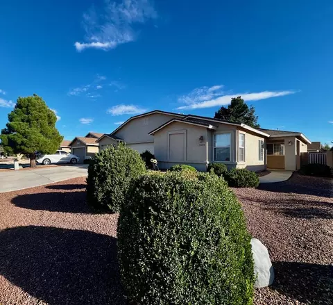 Exterior - 3952 E Ames Ave, Kingman, AZ 86409 photo 2 of 6