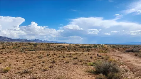308-19 N 023 N Aruwimi Dr, Chloride, AZ 86431