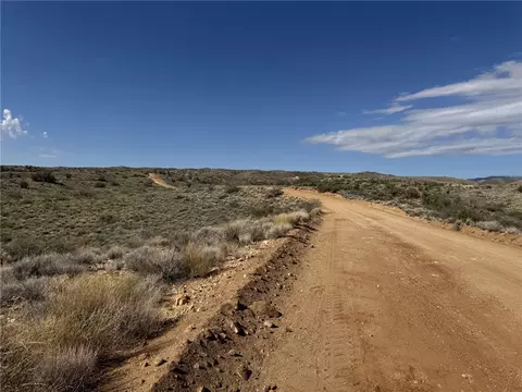 0000 Big Elk Dr, Kingman, AZ 86401