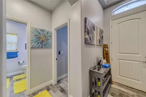 Entry Way - 2115 John Wayne Dr, Kingman, AZ 86409 photo 5 of 5