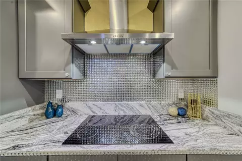 Kitchen - 2115 John Wayne Dr, Kingman, AZ 86409 photo 6 of 7