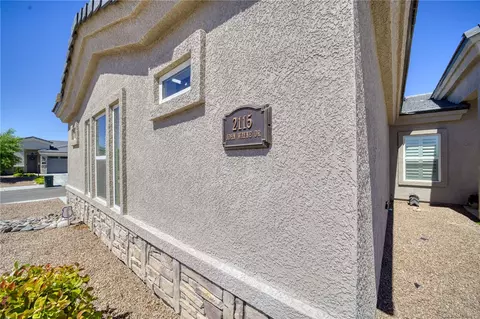 Exterior - 2115 John Wayne Dr, Kingman, AZ 86409 photo 7 of 8