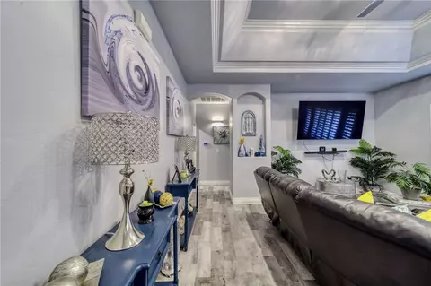 Entry Way - 2115 John Wayne Dr, Kingman, AZ 86409 photo 3 of 5