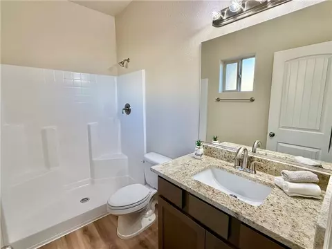 Bath - 2445 E Hearne Ave, Kingman, AZ 86409 photo 2 of 2