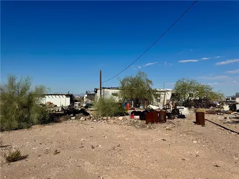 14045 S Scarlett Dr, Topock, AZ 86436