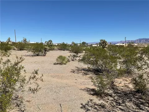 670 E Sumner Dr #154, Meadview, AZ 86444