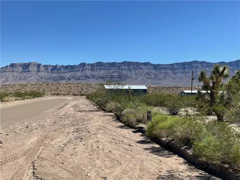 590 E Sumner Dr, Meadview, AZ 86444 photo 5