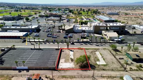 1215 Agate Ave, Bullhead City, AZ 86442
