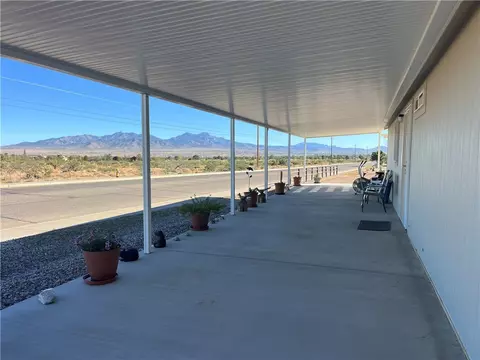 1296 E Citrus Dr, Kingman, AZ 86409 photo 2