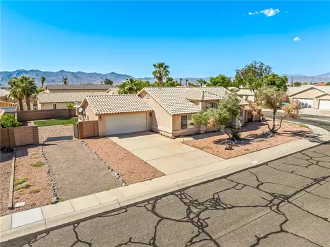 1836 E Bear Creek Way, Fort Mohave, AZ 86426