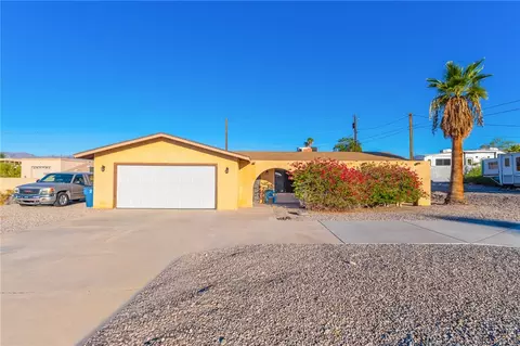 260 Lava Ln, Lake Havasu City, AZ 86403