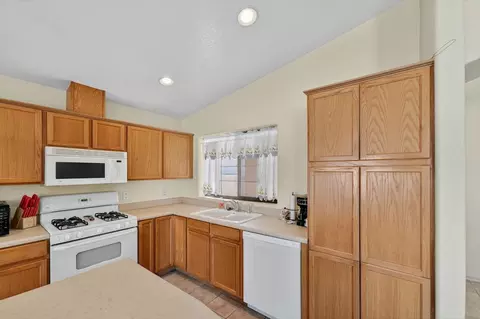 3933 E Packard Ave, Kingman, AZ 86409 photo 17