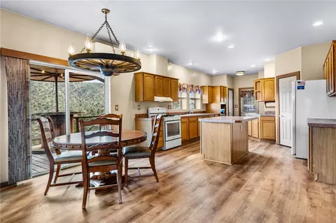 10516 E Pine Cone Way, Hackberry, AZ 86411 photo 15