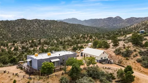 10516 E Pine Cone Way, Hackberry, AZ 86411
