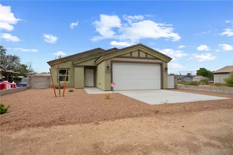 2131 Ashfork Ave, Kingman, AZ 86401