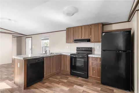906 Sandy Beach Dr, Bullhead City, AZ 86442