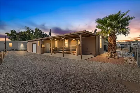 372 Meander Dr, Bullhead City, AZ 86442