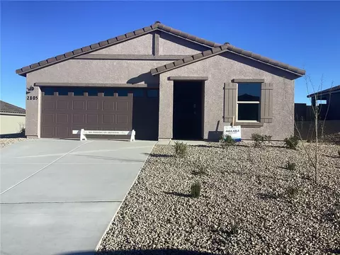 2805 Steamship Dr, Bullhead City, AZ 86429