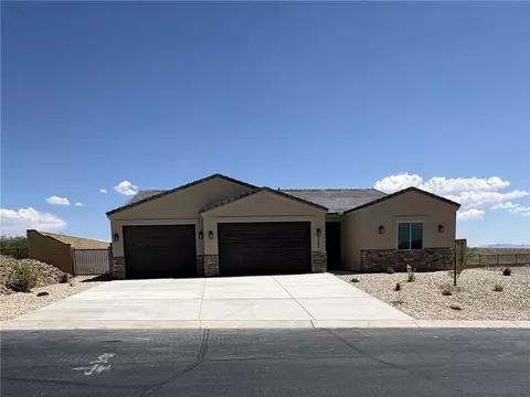 3080 Esmerelda Dr, Bullhead City, AZ 86429