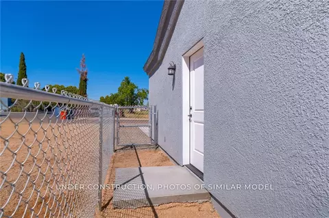 Exterior - 3000 E Ames Ave, Kingman, AZ 86409 photo 7 of 7