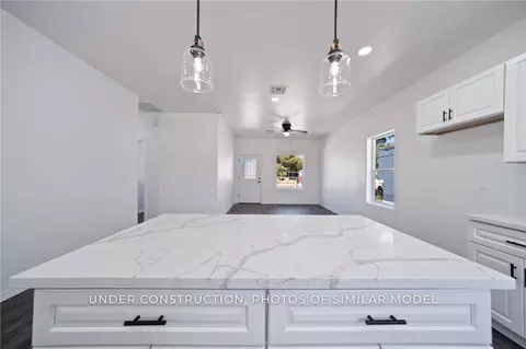 Entry Way - 3000 E Ames Ave, Kingman, AZ 86409 photo 3 of 4