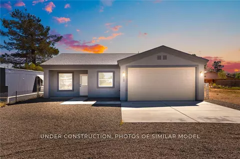 Exterior - 3000 E Ames Ave, Kingman, AZ 86409 photo 1 of 7
