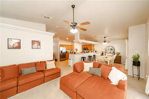 Living - 3289 E Cane Dr, Kingman, AZ 86409 photo 1 of 1