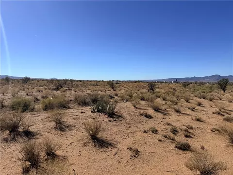 313-08 E 297 E Stearns Rd, Kingman, AZ 86401 photo 3