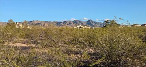 8716 N Ironwood Dr, Kingman, AZ 86401