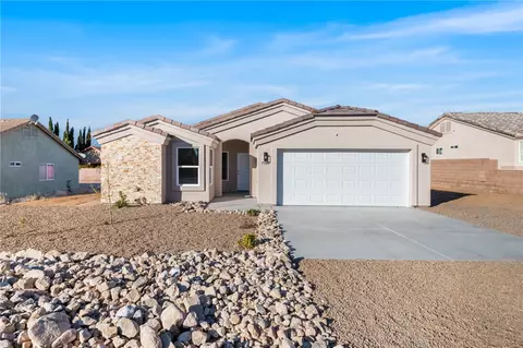 7789 E Saddleback Dr, Kingman, AZ 86401