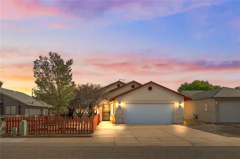3714 N Irving St, Kingman, AZ 86409