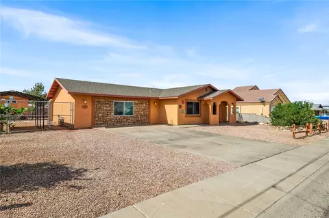 3321 N Apache St, Kingman, AZ 86401 photo 5